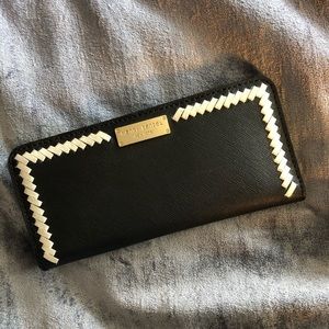 Henri Bendel New York wallet